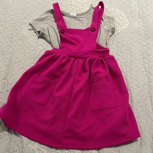New 2 piece Overall Dress. Size 4t